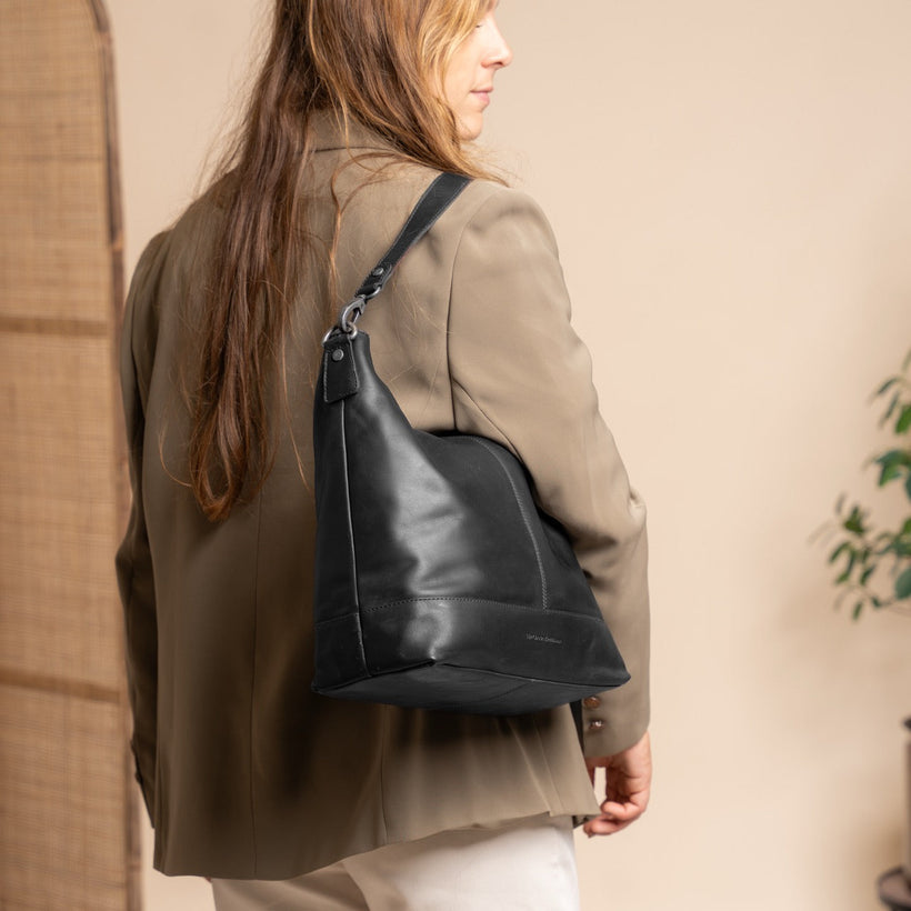 Amelia Full-Grain Leather Shoulder Bag fyrir konur