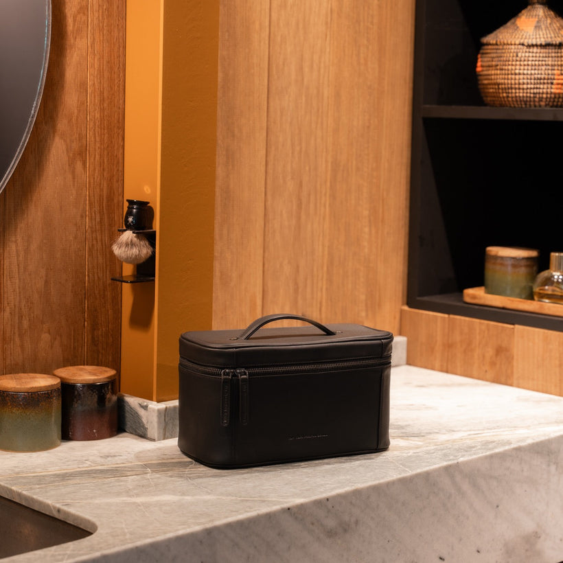 Limone Full-Grain Leather Toiletry Bag fyrir konur