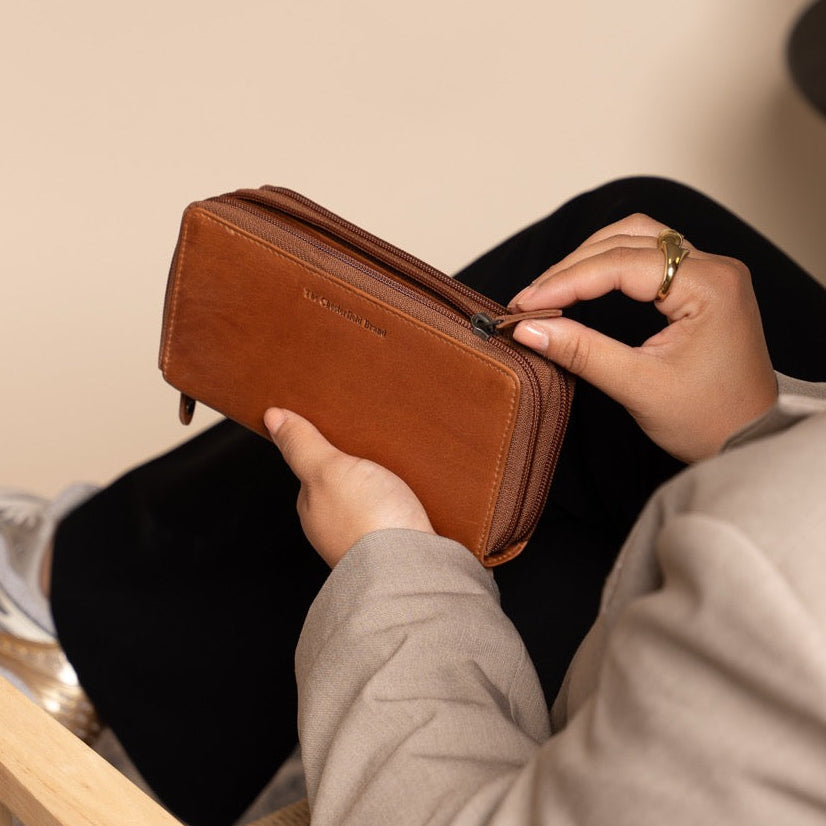 Hadley Ekta full grain leður Wallet – alternate product view 2