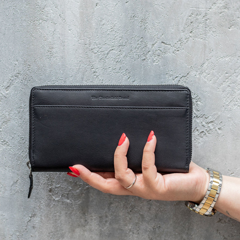 Halle Full-Grain Leather Wallet fyrir konur