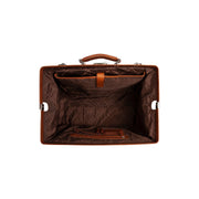 
Fóðursýn Showing Dedicated Padded Laptop Sleeve & Multi-Compartment Organization