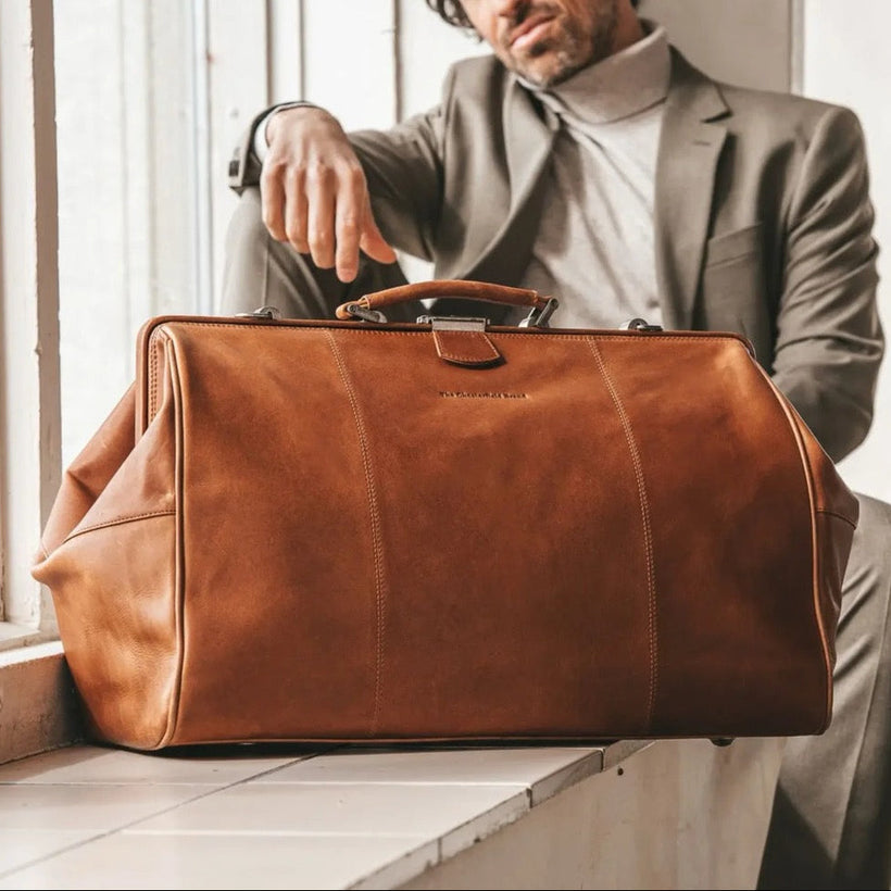 Corfu Full-Grain Leather Weekender Bag fyrir konur