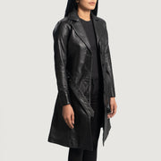
Black Sheepskin Leather Trench Coat - Að aftan með nákvæmri axlasniði og hreinum fald