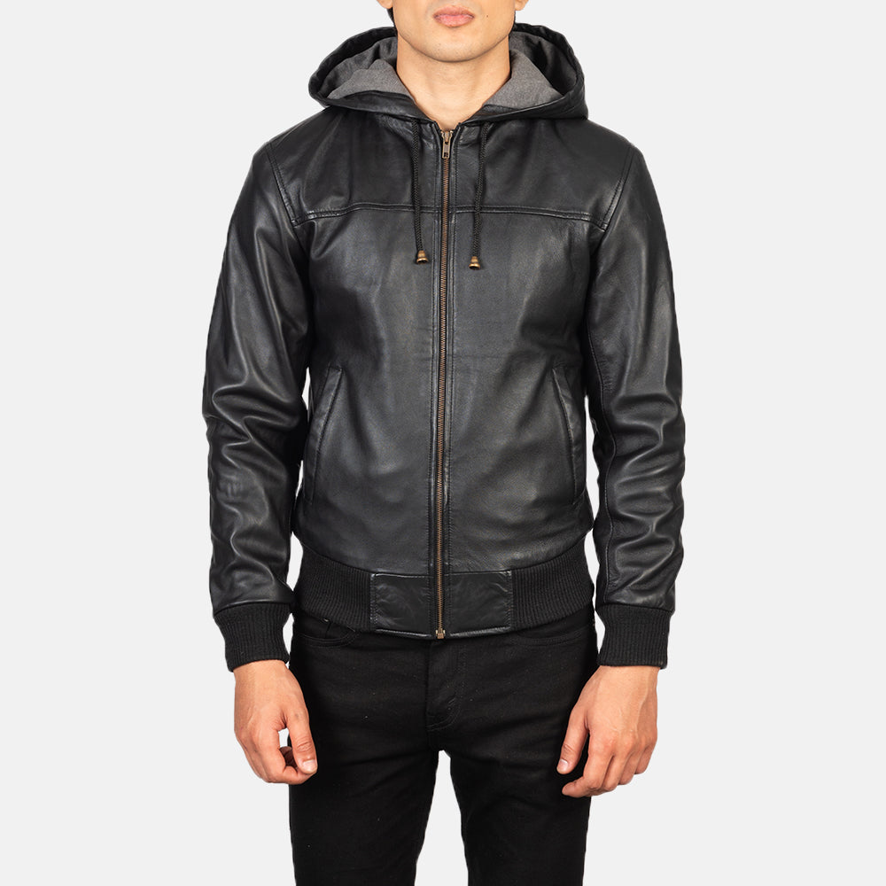 
Nærmynd of Hooded & Zipper Hardware on Nintenzo Black Hooded Leather Jacket