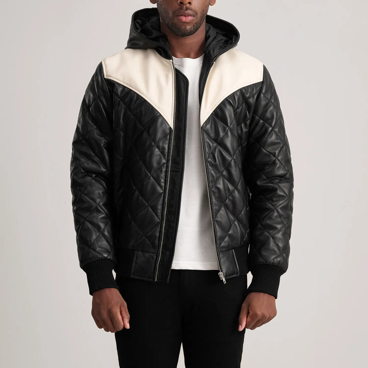 
Norman Tan Hooded Bomber Leather Puffer Jacket in Tan Brown Sheepskin Leather - Að framan með sniðinni hönnun | Kaupa á netinu