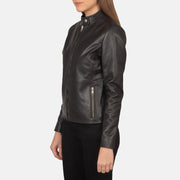 
Brown Sheepskin Leather Biker Jacket - Að aftan með nákvæmri axlasniði og hreinum fald