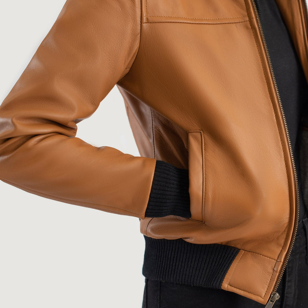 
Rebella Hooded Bomberjakki úr Leðri fyrir Konur – alternate product view 6