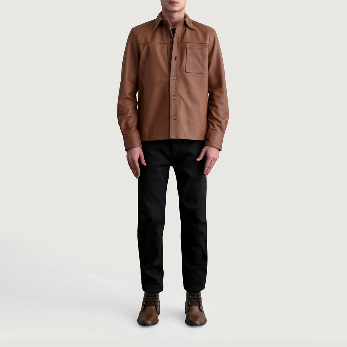
Nærmynd of Shirt & Buttons Hardware on Scout Matte Brúnn Leather Shirt fyrir Karla