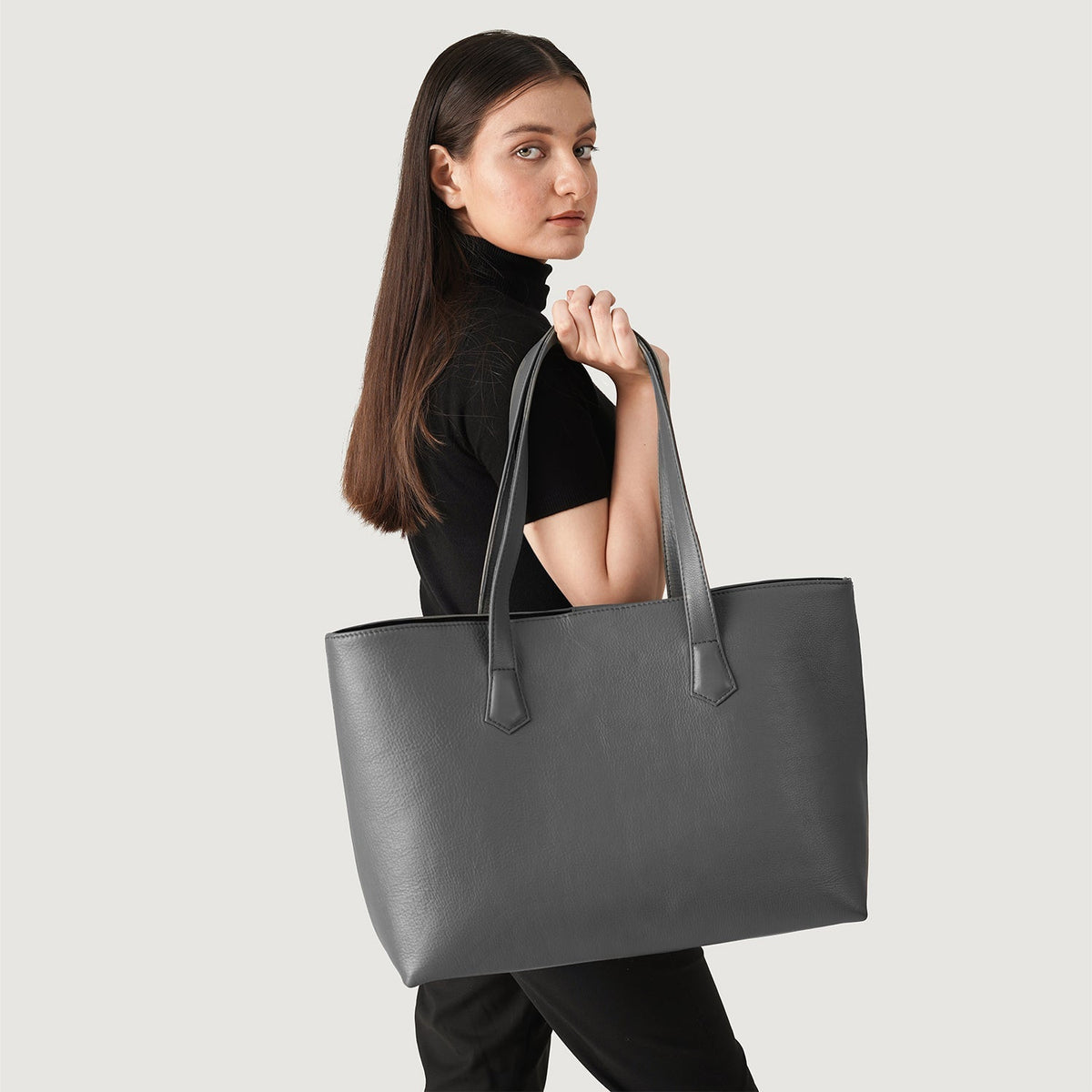 
The Bianca Leður innkaupataska – alternate product view 2