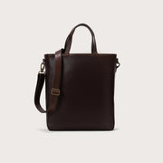 
The Poet Vintage Brown Leather Tote Bag For Men & Women in Vintage Brown Full-Grain Leather - Full Exterior Að framan með sniðinni hönnun | Kaupa á netinu