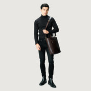 
Fóðursýn Showing Dedicated Padded Laptop Sleeve & Multi-Compartment Organization